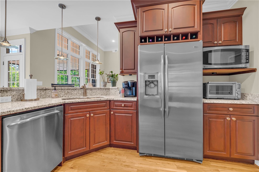 117 W Waters Edge Lane, West Union, South Carolina image 13