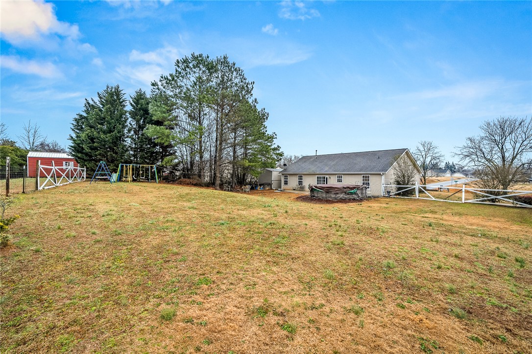 Anderson, South Carolina 29626, United States, 3 Bedrooms Bedrooms, ,2 BathroomsBathrooms,Residential,Pending,14980