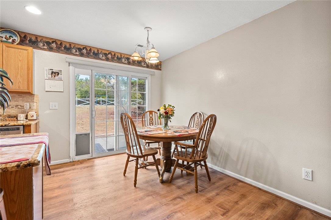 Anderson, South Carolina 29626, United States, 3 Bedrooms Bedrooms, ,2 BathroomsBathrooms,Residential,Pending,14980