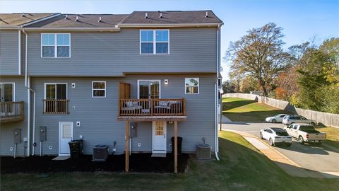 A home in Easley