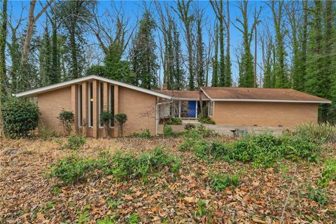 Photo of 101 Briar Creek Lane, Anderson, SC 29621 (MLS # 20296218)