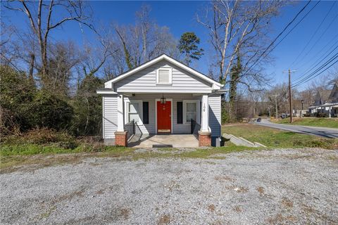 Photo of 108 Clemson Street, Clemson, SC 29631 (MLS # 20298503)