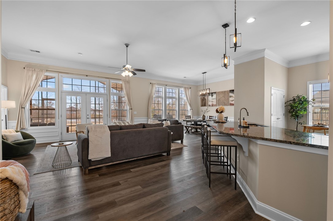 199 Willowbottom Drive, Greer, South Carolina image 3