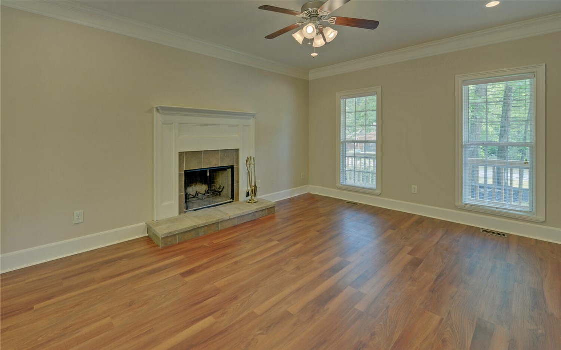 36 Queen Circle, Hartwell, Georgia image 6