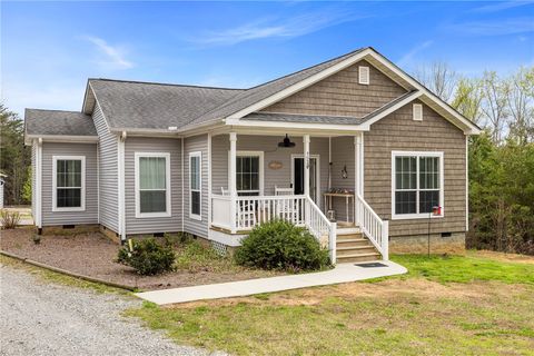 Mobile Home For Sale - 193 Duncan Road<br/> Easley, SC 29640