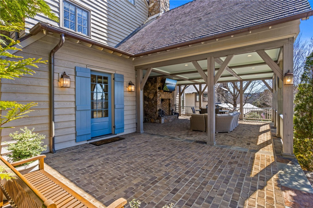 125 North Lawn Drive, Sunset, South Carolina image 2