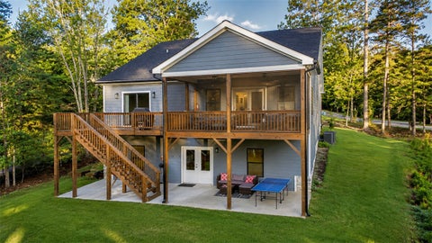 Photo of 224 Seraph Pointe, Lavonia, GA 30553 (MLS # 20303686)