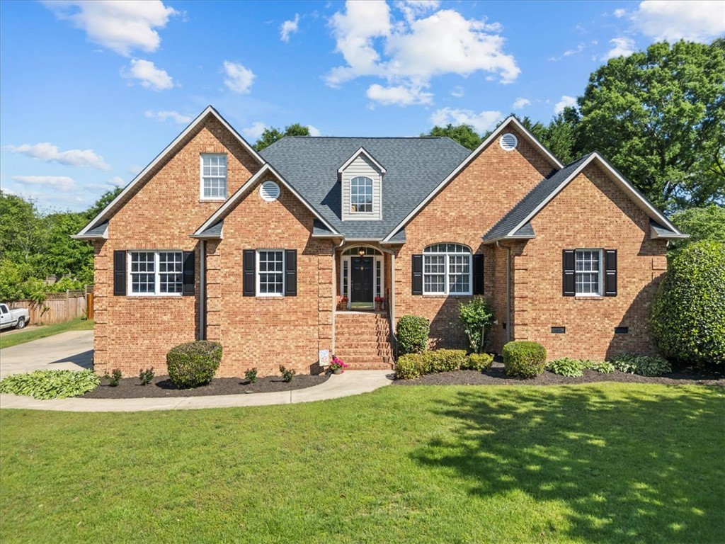 110 Red Maple Circle, Easley, South Carolina image 1
