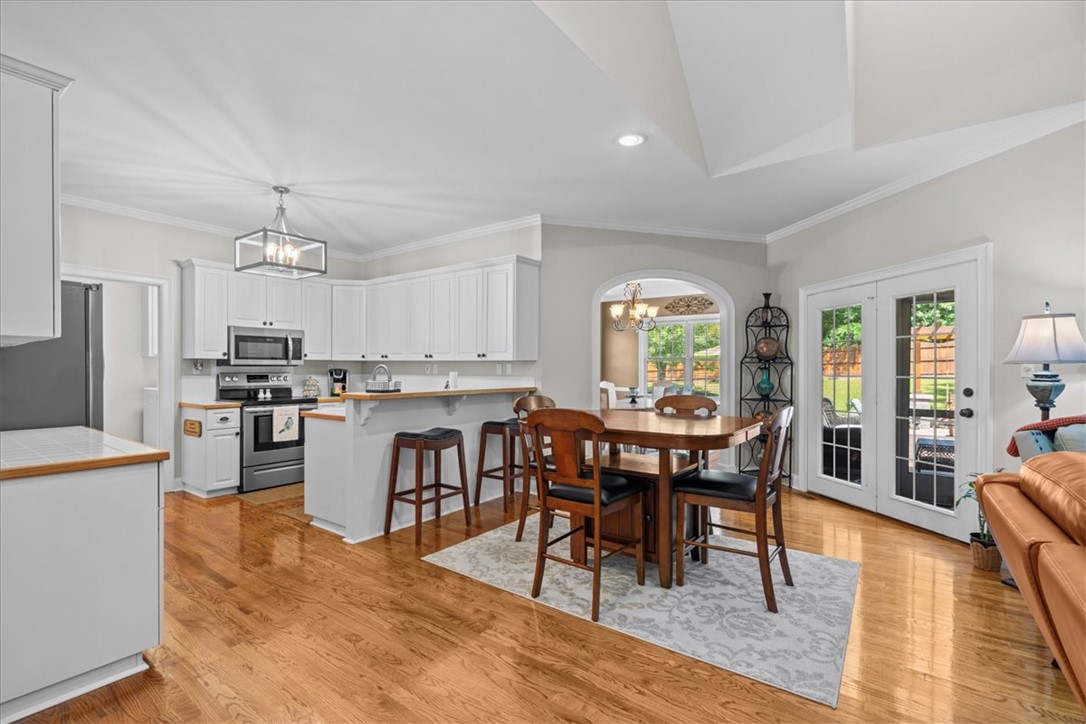 110 Red Maple Circle, Easley, South Carolina image 8