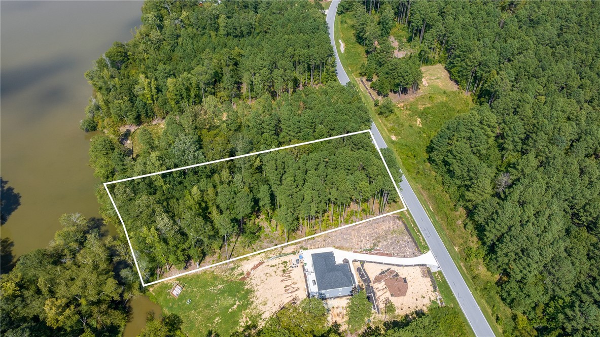 930 Eagles Harbor Drive, Hodges, South Carolina image 1