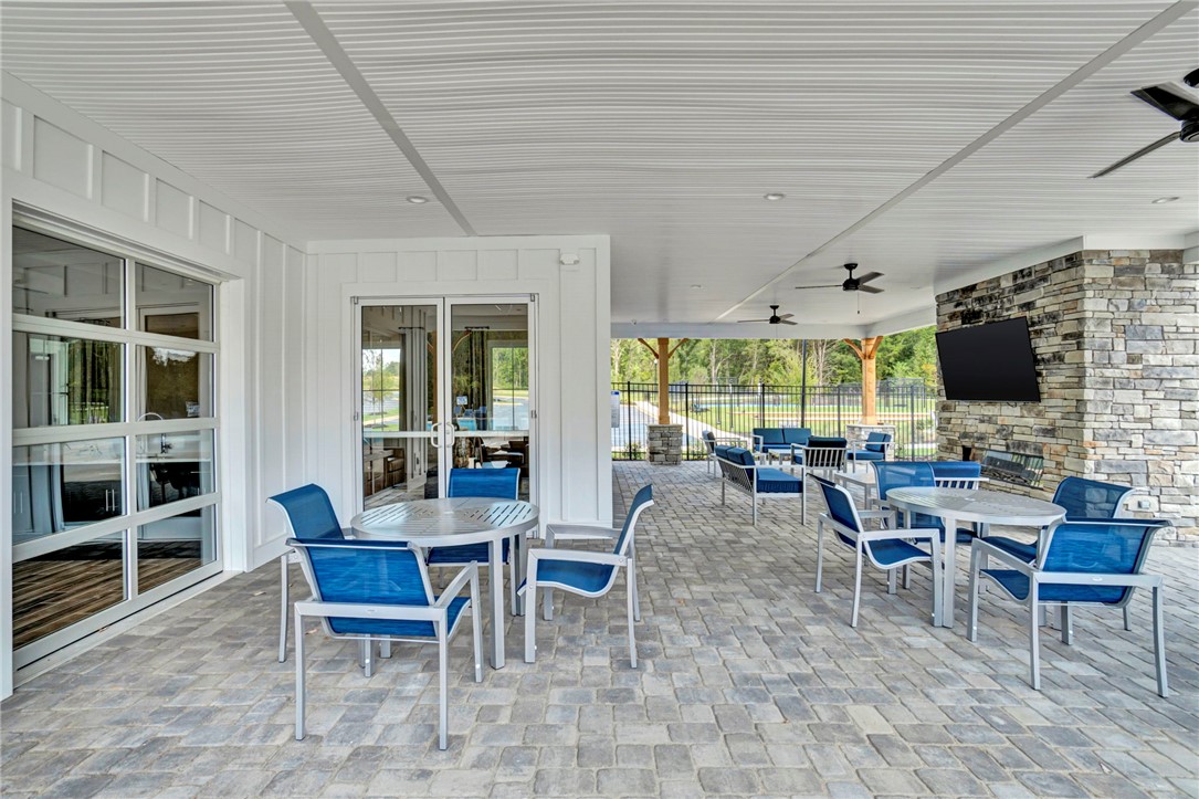 Gray Court, South Carolina 29645, United States, 4 Bedrooms Bedrooms, ,3 BathroomsBathrooms,Residential,Active,208100