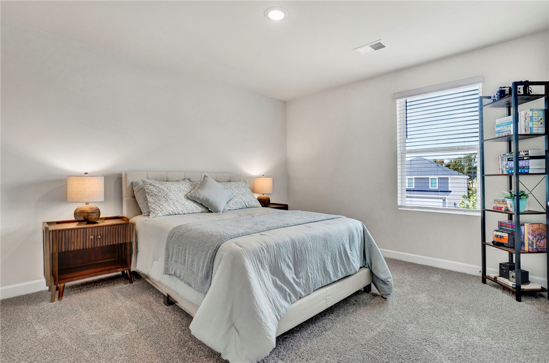 Gray Court, South Carolina 29645, United States, 4 Bedrooms Bedrooms, ,3 BathroomsBathrooms,Residential,Active,208100