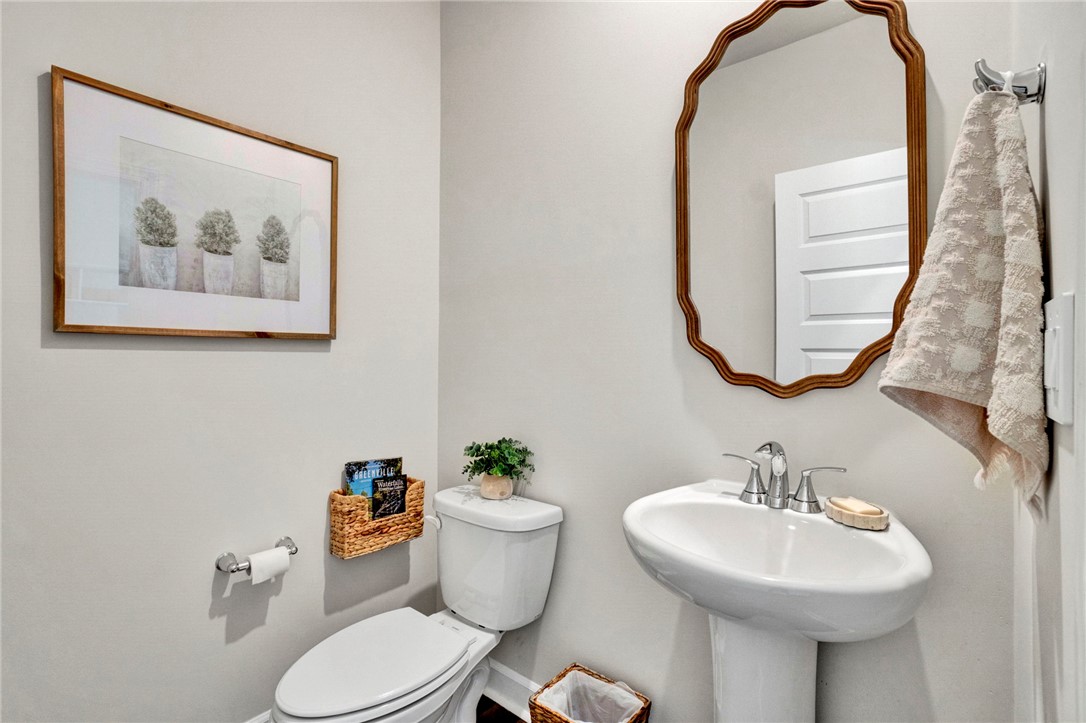 Gray Court, South Carolina 29645, United States, 4 Bedrooms Bedrooms, ,3 BathroomsBathrooms,Residential,Active,208100