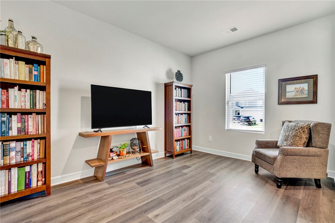 Gray Court, South Carolina 29645, United States, 4 Bedrooms Bedrooms, ,3 BathroomsBathrooms,Residential,Active,208100