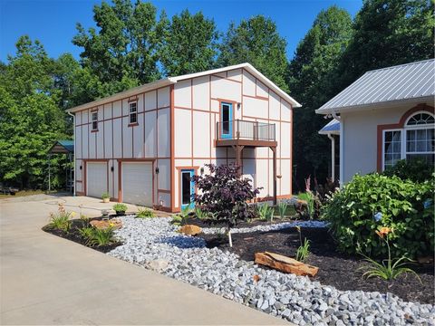 A home in West Union