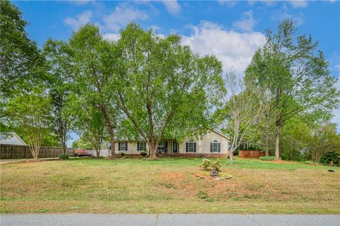 Photo of 112 Allison Street, Lyman, SC 29365 (MLS # 20299678)