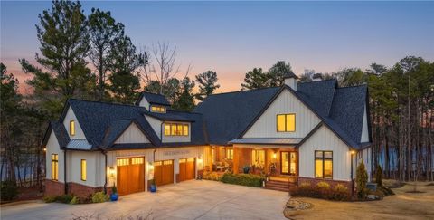 Photo of 1198 N Edgewater Trail, Toccoa, GA 30577 (MLS # 20297799)