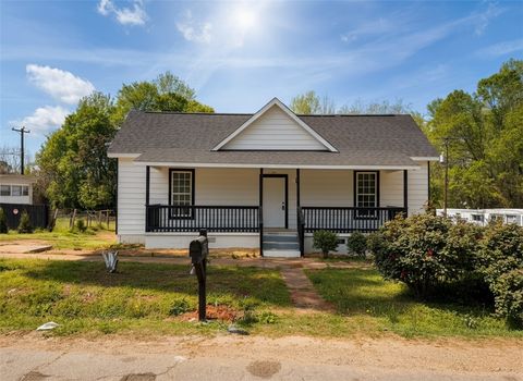 Photo of 115 Hunter Street, Anderson, SC 29625 (MLS # 20299394)