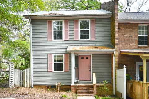 Photo of 400 Micasa Drive, Pendleton, SC 29670 (MLS # 20299305)