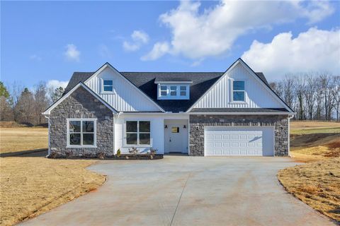 Photo of 2009 Aberdeen Lane, Walhalla, SC 29691 (MLS # 20301180)