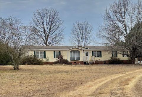 Mobile Home For Sale - 354 Harper Road<br/> Pendleton, SC 29670