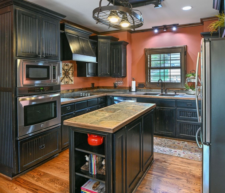 582 Rock Creek Bay Drive, Fair Play, South Carolina image 12