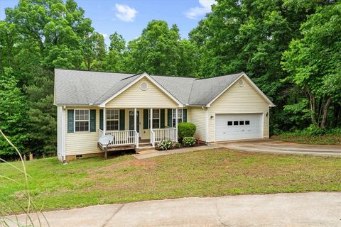 Photo of 11048 Ferncliff Drive, Seneca, SC 29678 (MLS # 20301322)