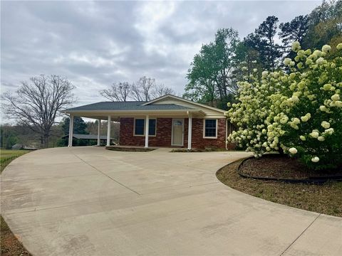 Homes For Sale - 312 Northwood Drive<br/> Oconee County, Walhalla, SC 29691