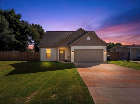 Photo of 102 Turkey Trot Road, Williamston, SC 29697 (MLS # 20305554)