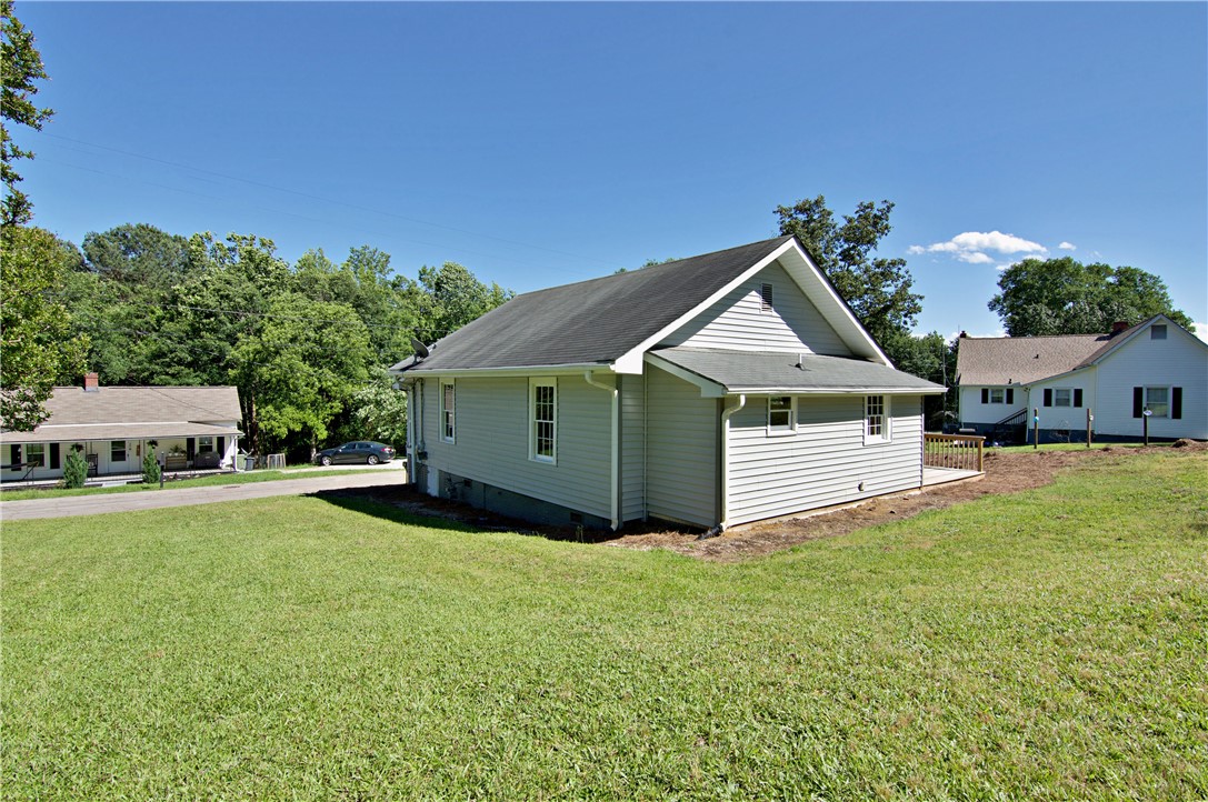 208 Aiken Street, Central, South Carolina image 27