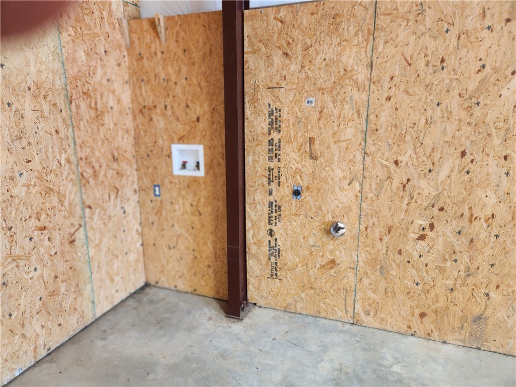 Residential, Calhoun Falls, South Carolina image 13