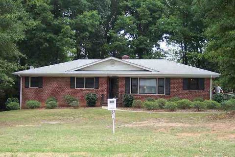 Photo of 702 Central Ave Central Avenue, Mauldin, SC 29662 (MLS # 20296695)