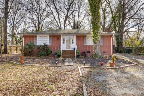 Photo of 129 Stevenson Drive, Belton, SC 29627 (MLS # 20296331)
