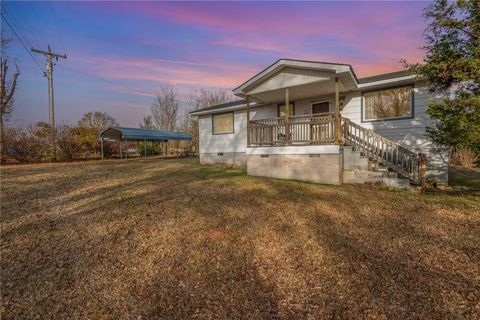 Photo of 231 Roanoke Road, Liberty, SC 29657 (MLS # 20294682)