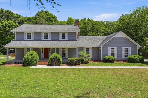 Photo of 311 Monaco Circle, Clemson, SC 29631 (MLS # 20300750)