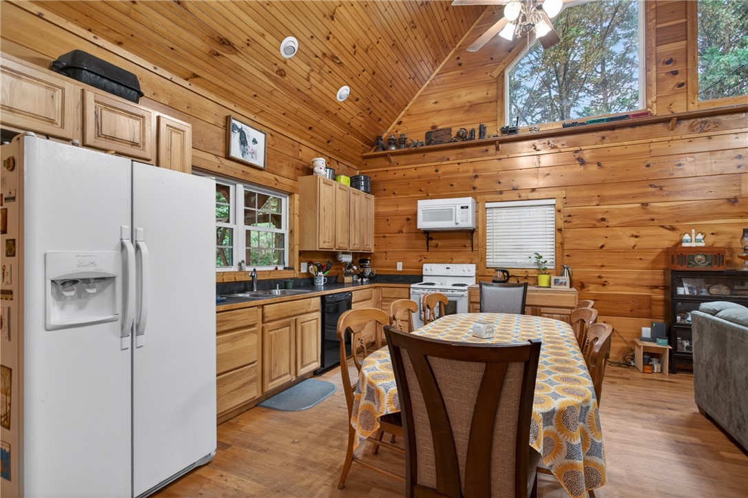 160 Tugaloo Shores Road