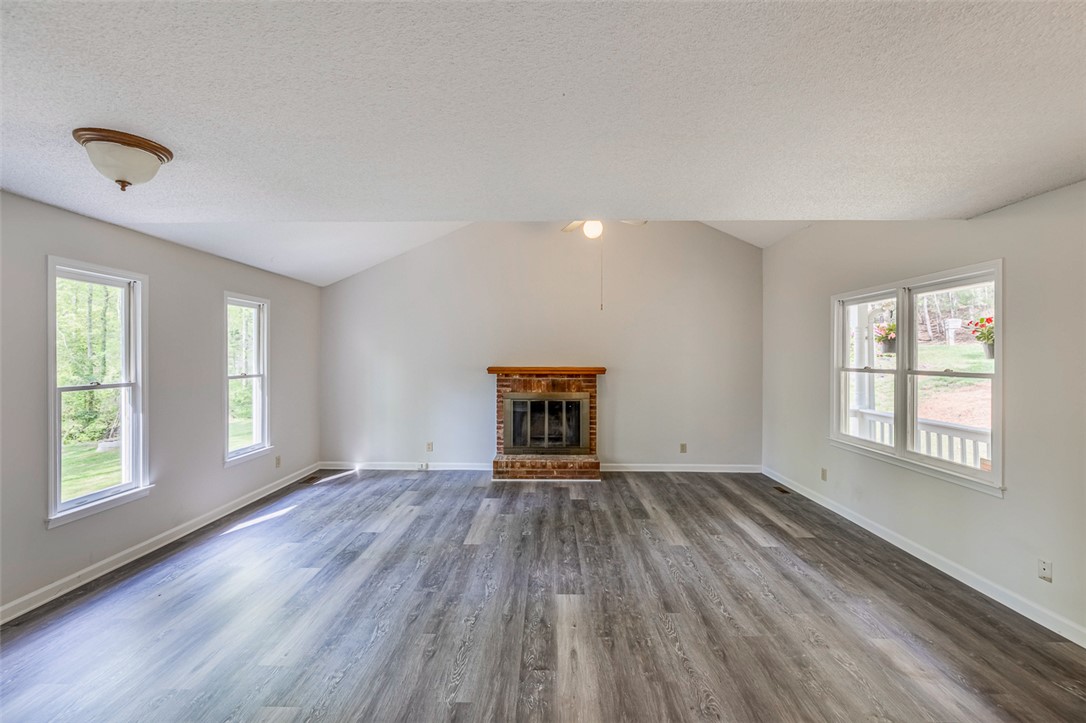 1012 Kens Place, Taylors, South Carolina image 7