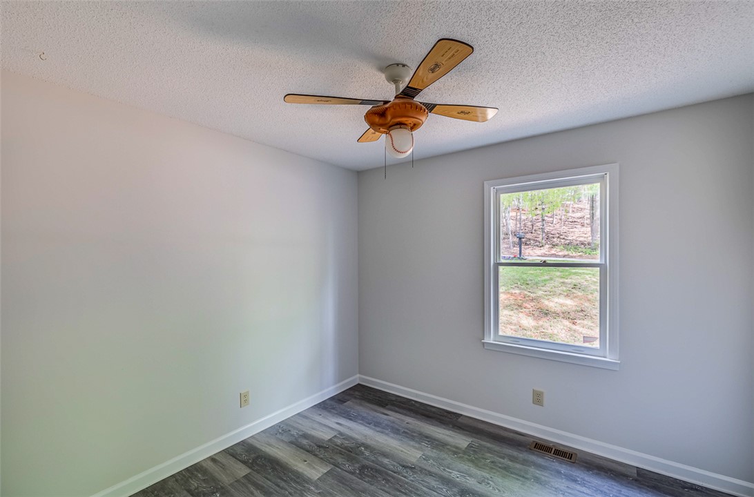 1012 Kens Place, Taylors, South Carolina image 15