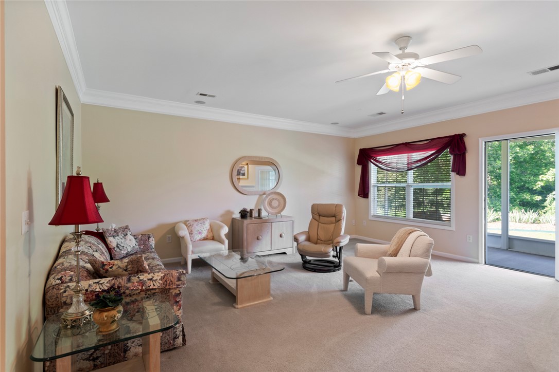 704 Nottingham Court, Seneca, South Carolina image 2
