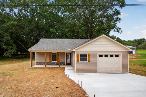 Photo of 704 S Piedmont Street, Westminster, SC 29693 (MLS # 20306563)