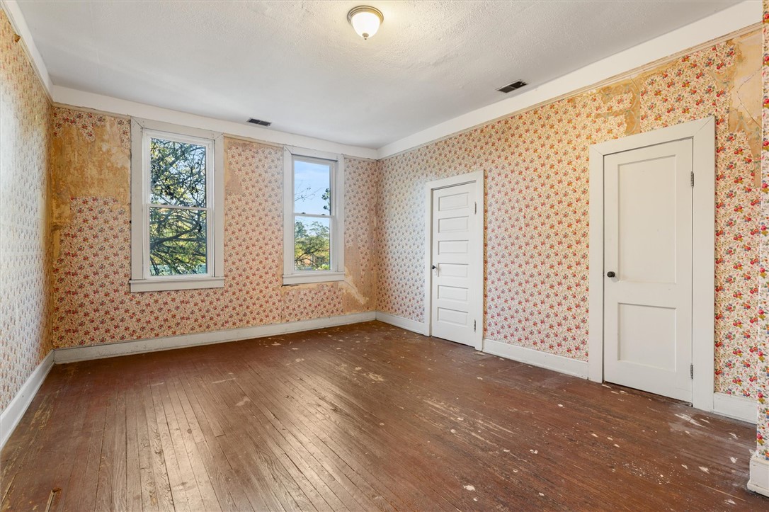 222 E Creswell Avenue, Greenwood, South Carolina image 37
