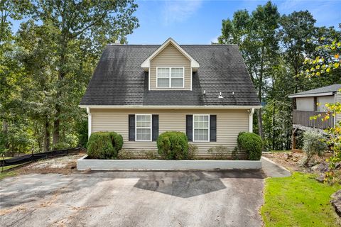 Photo of 265 Capps Road, Fair Play, SC 29643 (MLS # 20298423)