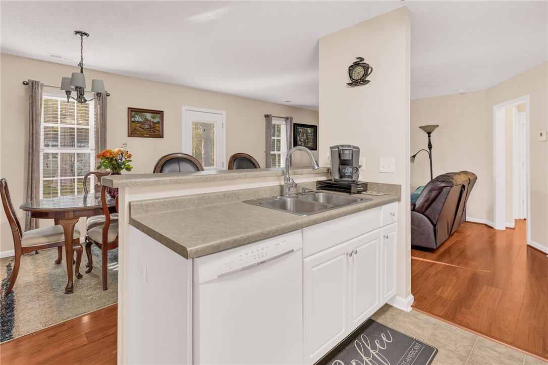 Liberty, South Carolina 29657, United States, 3 Bedrooms Bedrooms, ,2 BathroomsBathrooms,Residential,Active,233307