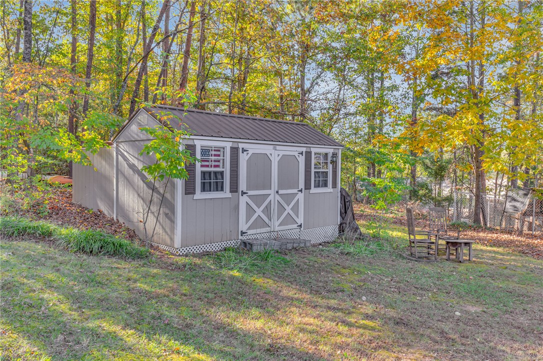 Liberty, South Carolina 29657, United States, 3 Bedrooms Bedrooms, ,2 BathroomsBathrooms,Residential,Active,233307