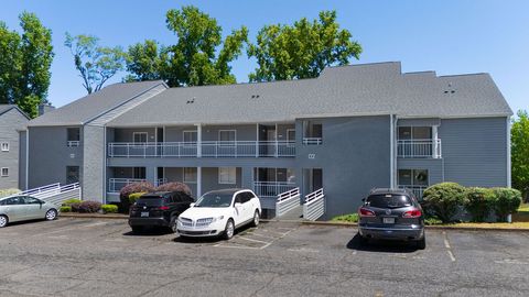 Photo of 203 Northlake Drive #2C, Anderson, SC 29625 (MLS # 20301258)