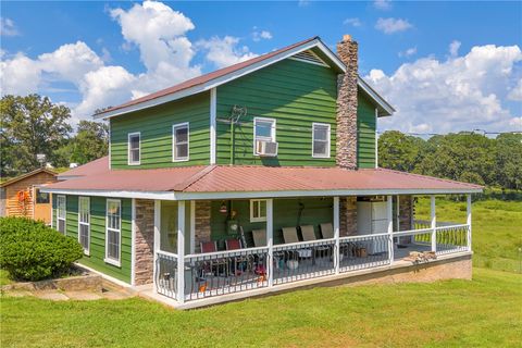 Photo of 249 & 253 Pitts Road, Walhalla, SC 29691 (MLS # 20294011)