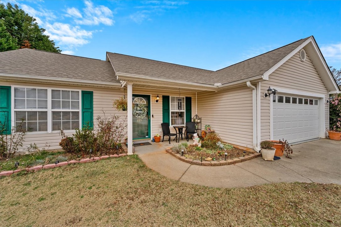 Anderson, South Carolina 29625, United States, 3 Bedrooms Bedrooms, ,2 BathroomsBathrooms,Residential,Active,250288