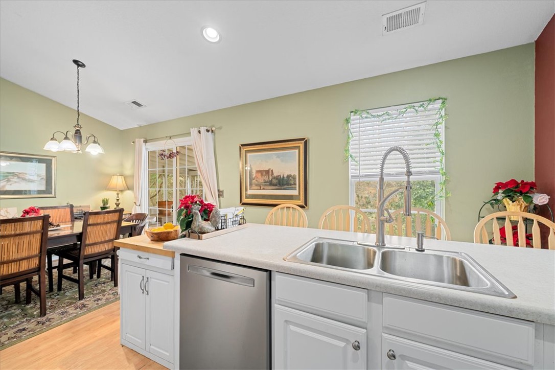 Anderson, South Carolina 29625, United States, 3 Bedrooms Bedrooms, ,2 BathroomsBathrooms,Residential,Active,250288