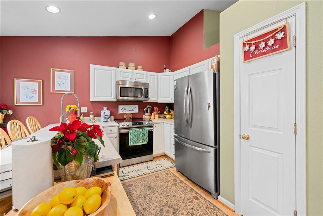 Anderson, South Carolina 29625, United States, 3 Bedrooms Bedrooms, ,2 BathroomsBathrooms,Residential,Active,250288