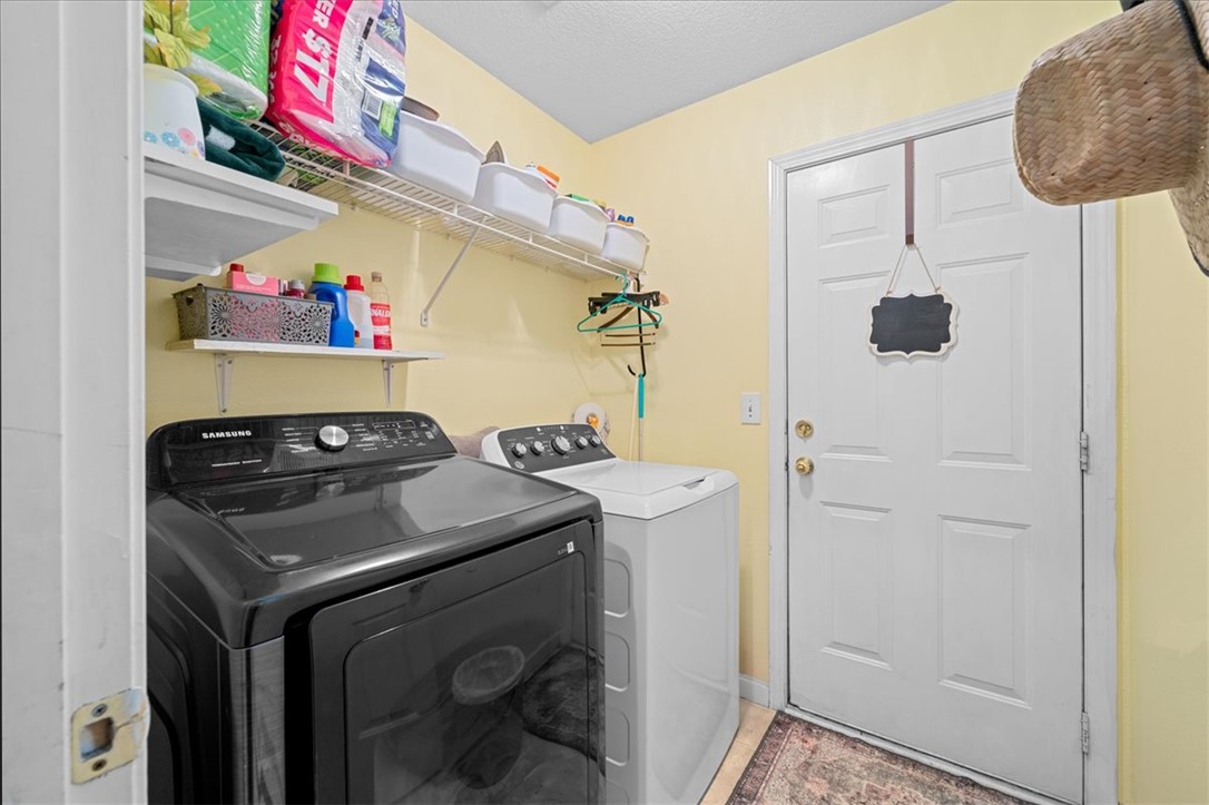 Anderson, South Carolina 29625, United States, 3 Bedrooms Bedrooms, ,2 BathroomsBathrooms,Residential,Active,250288